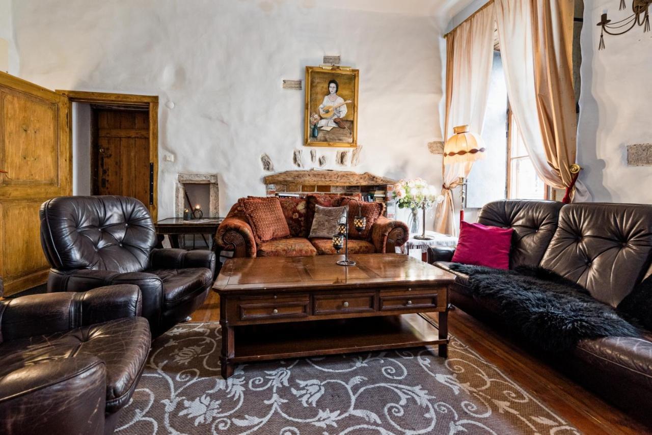 Historical Two-Bedroom Apartment With Sauna, Jacuzzi And Fireplace Tallinn Exteriér fotografie